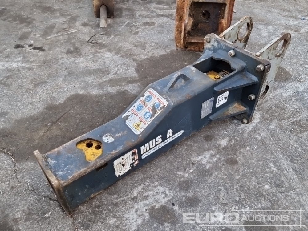 Mustang Hydraulic Breaker to suit Mini Excavator - Гидромолот: фото 1 Mustang Hydraulic Breaker to suit Mini Excavator - Гидромолот: фото 1