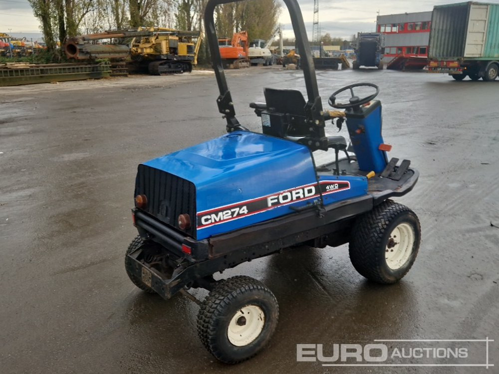 New Holland TM274 4WD Ride on Lawnmower, Roll Bar (No Cutting Deck) - Газонокосилка: фото 4 New Holland TM274 4WD Ride on Lawnmower, Roll Bar (No Cutting Deck) - Газонокосилка: фото 4