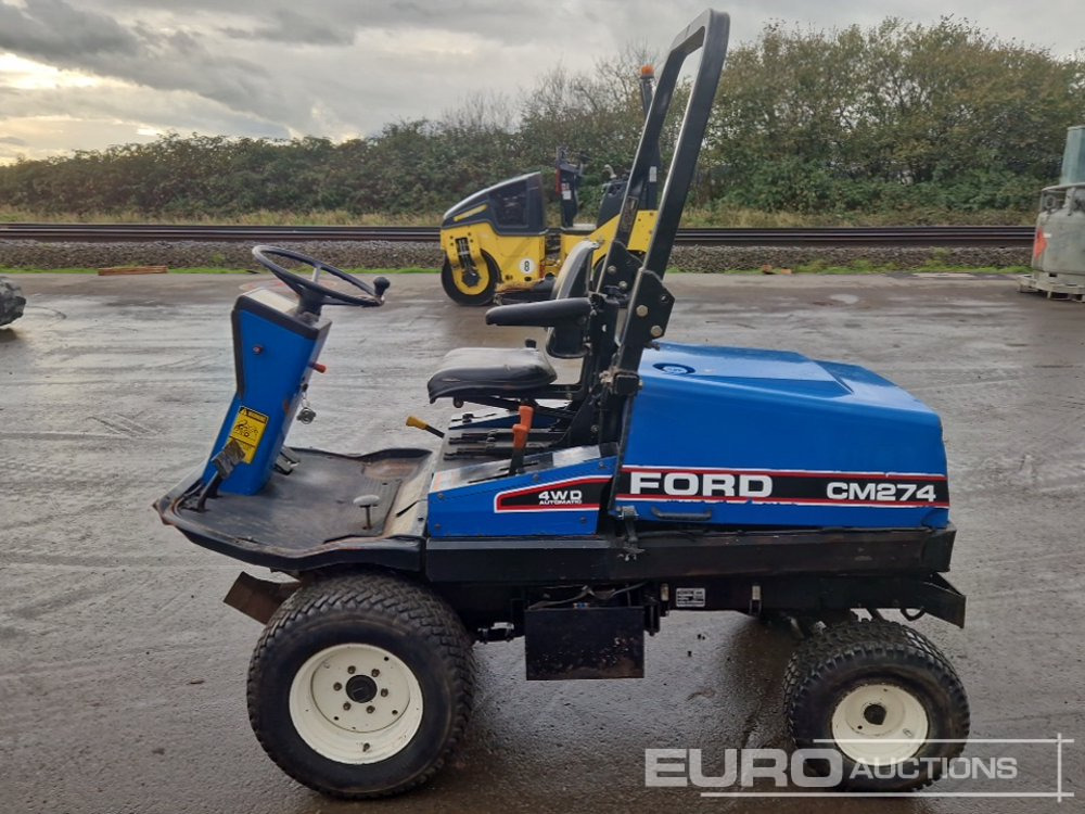 New Holland TM274 4WD Ride on Lawnmower, Roll Bar (No Cutting Deck) - Газонокосилка: фото 2 New Holland TM274 4WD Ride on Lawnmower, Roll Bar (No Cutting Deck) - Газонокосилка: фото 2