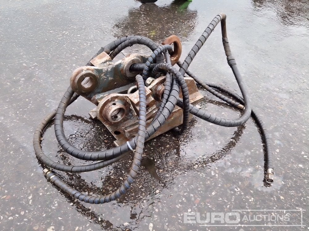 OilQuick QH to suit Mini Excavator - Сцепное устройство: фото 3 OilQuick QH to suit Mini Excavator - Сцепное устройство: фото 3