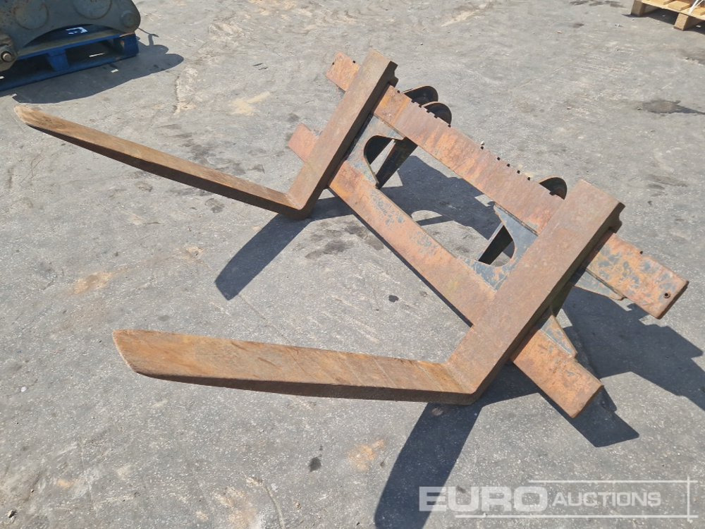 Pallet Forks to suit CAT 938 - Сцепное устройство: фото 1 Pallet Forks to suit CAT 938 - Сцепное устройство: фото 1