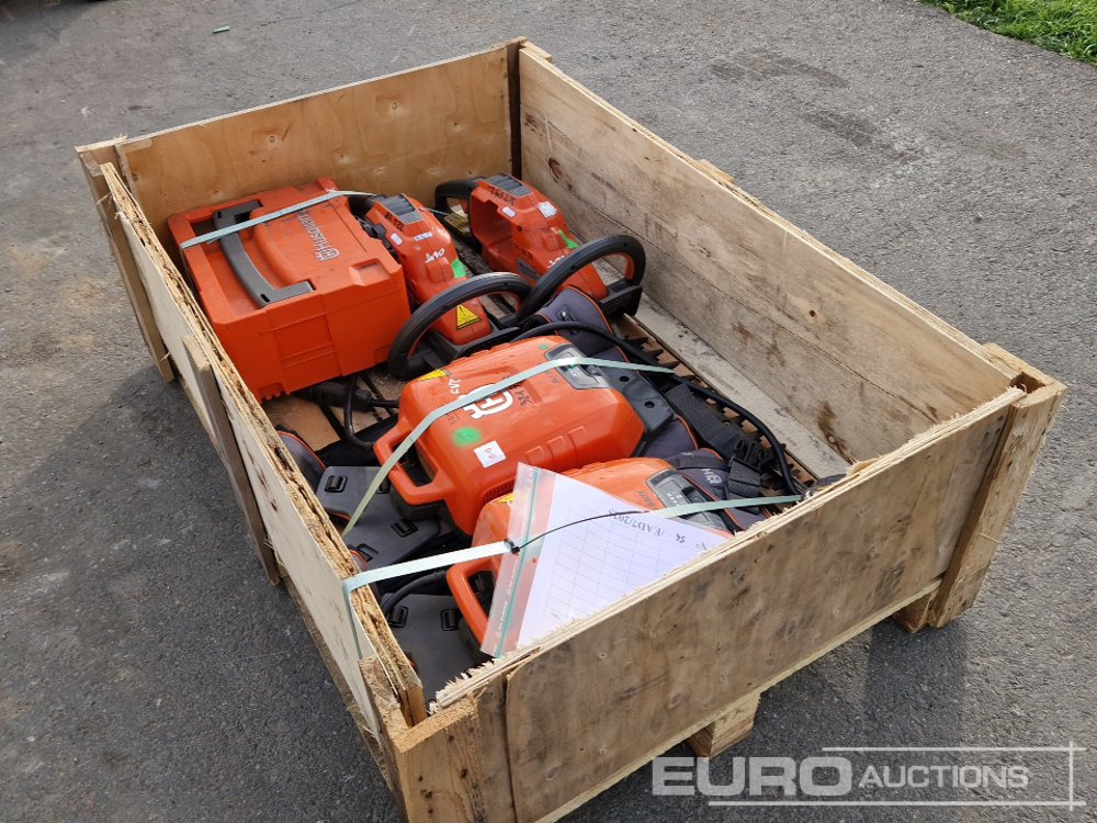 Pallet of Husqvarna Garden Equipment, Hedge Trimmer - Строительное оборудование: фото 1 Pallet of Husqvarna Garden Equipment, Hedge Trimmer - Строительное оборудование: фото 1