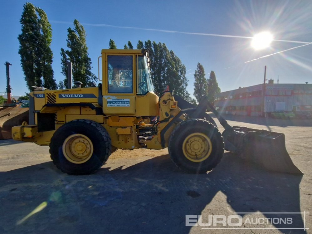 Колёсный погрузчик Volvo L70D: фото 6