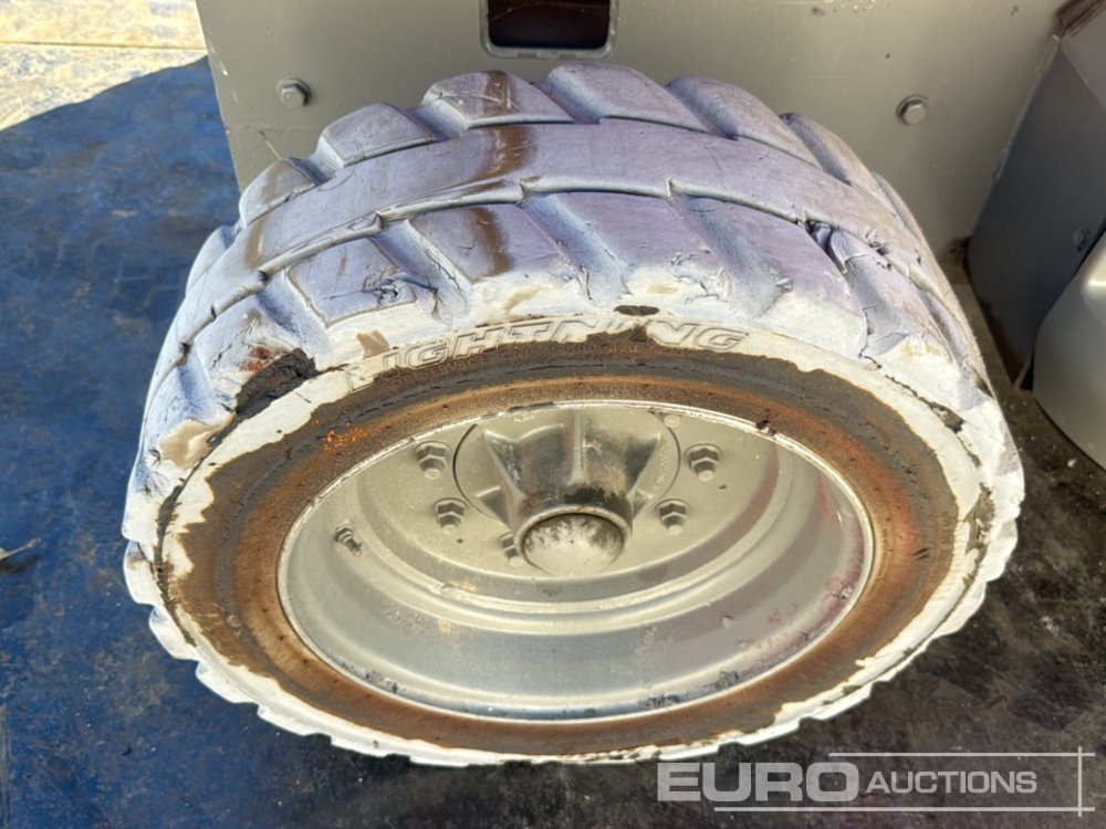 Ножничный подъемник JLG 4069LE: фото 11 Ножничный подъемник JLG 4069LE: фото 11