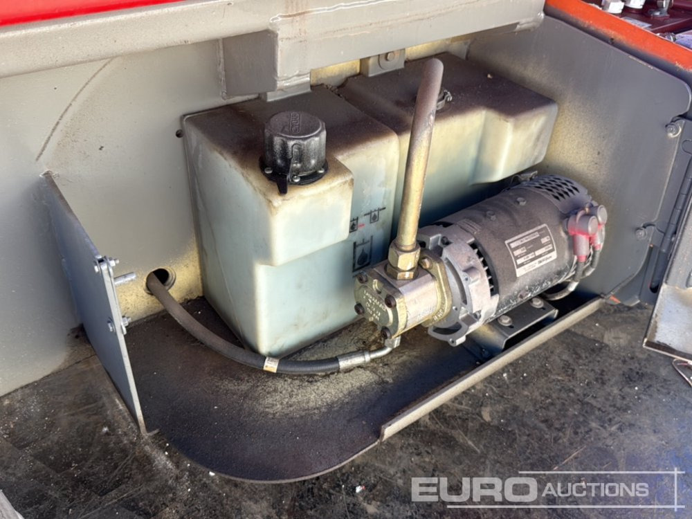 Ножничный подъемник JLG 4069LE: фото 22 Ножничный подъемник JLG 4069LE: фото 22