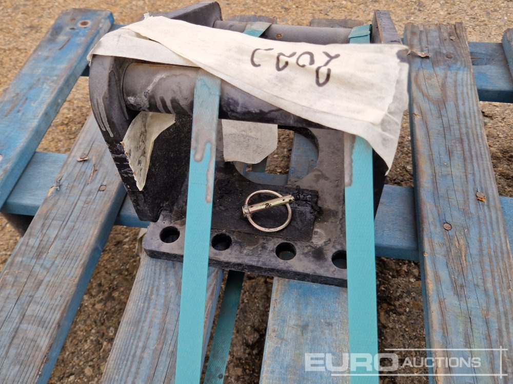 Unused Geith Top Bracket 30mm Pin to suit Mini Excavator - Ковш: фото 5 Unused Geith Top Bracket 30mm Pin to suit Mini Excavator - Ковш: фото 5
