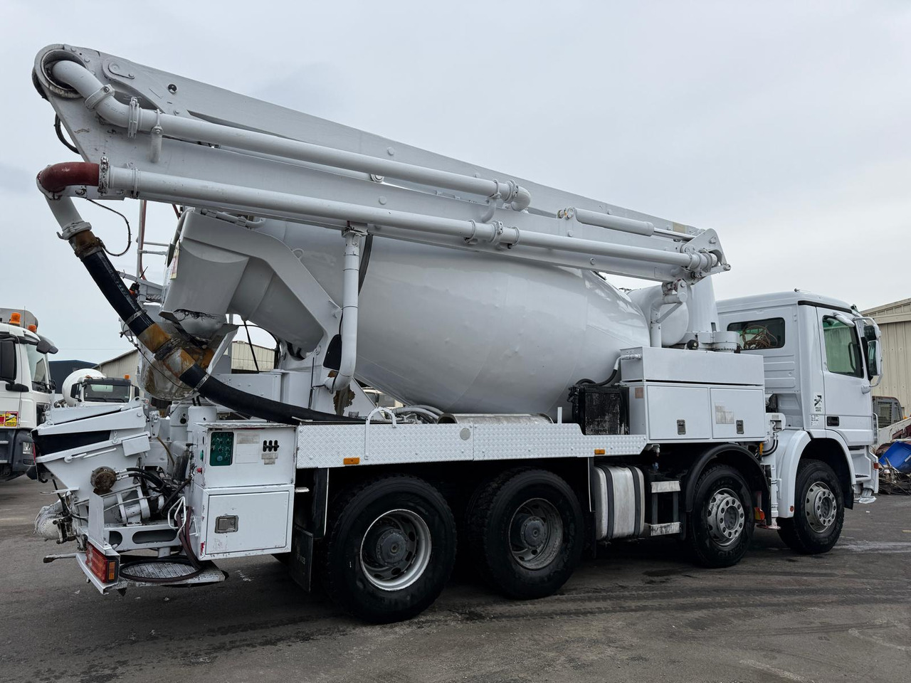 Camion mixo-pompe Mercedes Actros DS-840-FF - Автобетононасос-смеситель: фото 4 Camion mixo-pompe Mercedes Actros DS-840-FF - Автобетононасос-смеситель: фото 4