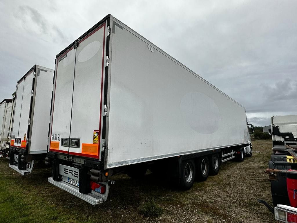 Lamberet 2 pièces disponibles - Полуприцеп-рефрижератор: фото 4 Lamberet 2 pièces disponibles - Полуприцеп-рефрижератор: фото 4