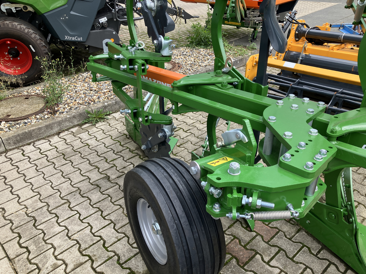 Amazone CAYROS XMS 950 V 5-Schar - Плуг: фото 2 Amazone CAYROS XMS 950 V 5-Schar - Плуг: фото 2