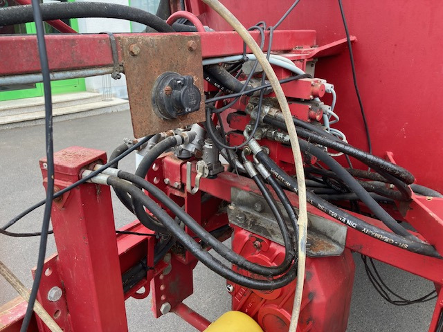 Кормораздатчик BVL V-Mix 15N 2S Futtermischwagen: фото 6