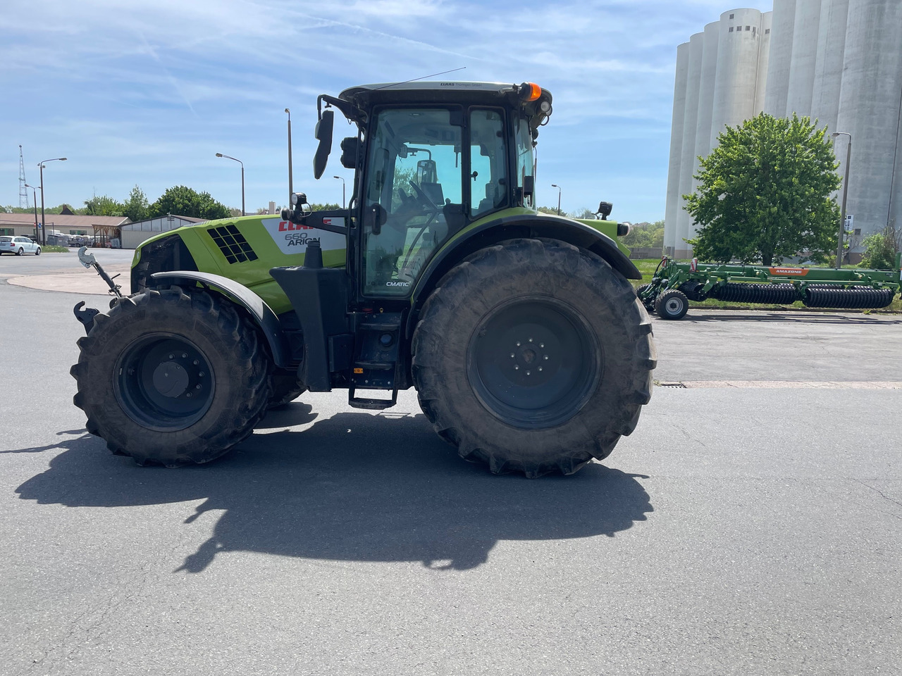 Claas Arion 660 C-matic - Трактор: фото 1 Claas Arion 660 C-matic - Трактор: фото 1