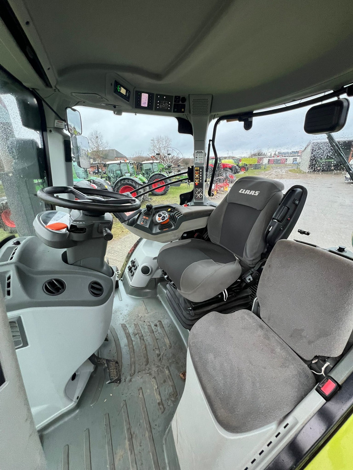 Claas Axion 930 - Трактор: фото 3 Claas Axion 930 - Трактор: фото 3