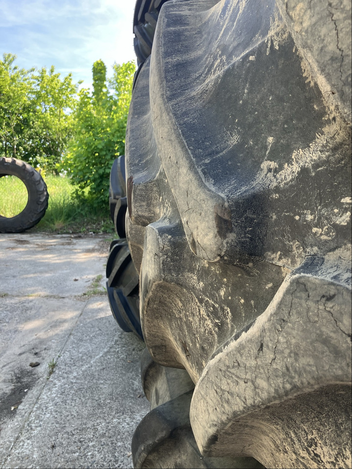 Fendt 600/70R34 710/75R42 - Шины и диски: фото 4 Fendt 600/70R34 710/75R42 - Шины и диски: фото 4