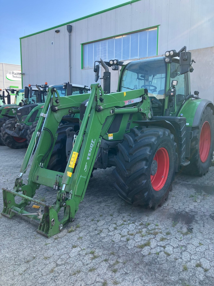 Fendt 718 Vario S4 Power - Трактор: фото 1 Fendt 718 Vario S4 Power - Трактор: фото 1