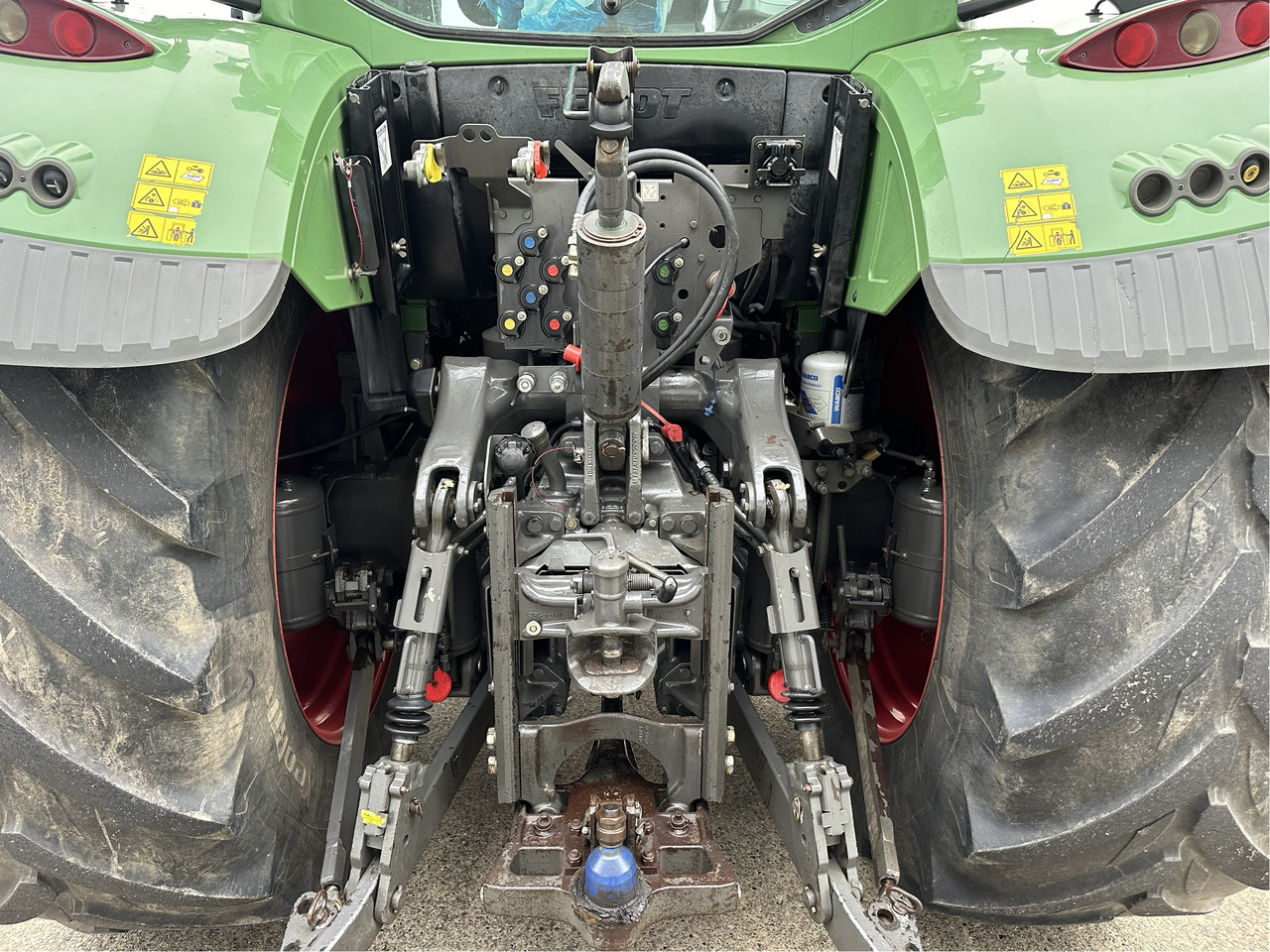 Fendt 724 Vario S4 Profi Plus - Трактор: фото 5 Fendt 724 Vario S4 Profi Plus - Трактор: фото 5