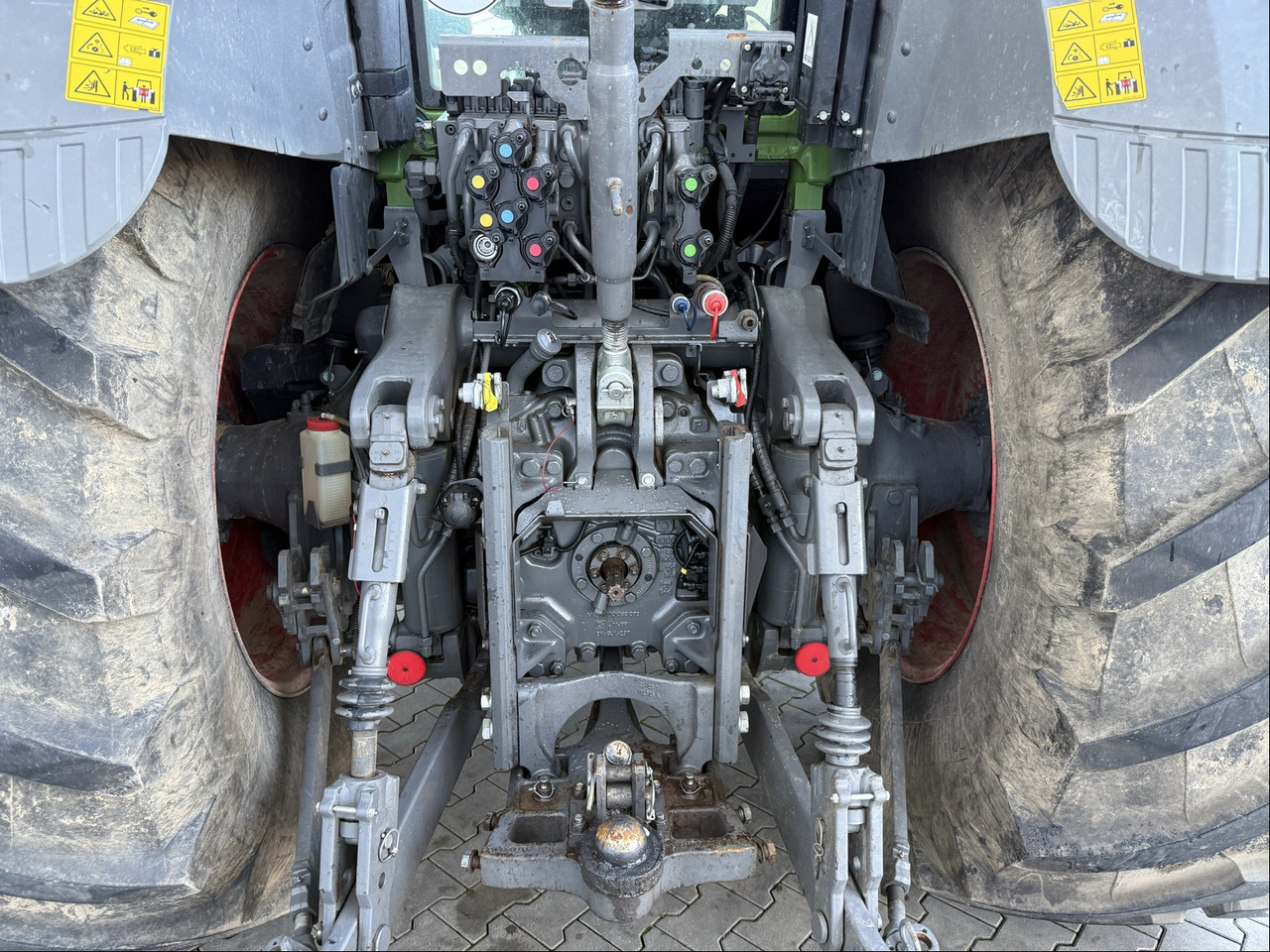 Fendt 828 Vario ProfiPlus Motor NEU - Трактор: фото 4 Fendt 828 Vario ProfiPlus Motor NEU - Трактор: фото 4