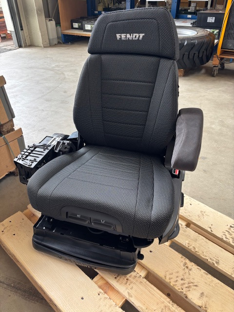 Fendt SuperKomfortsitz EvolutionUp - Трактор: фото 1 Fendt SuperKomfortsitz EvolutionUp - Трактор: фото 1