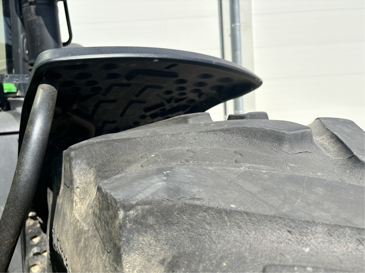 John Deere 7290 R - Трактор: фото 3 John Deere 7290 R - Трактор: фото 3