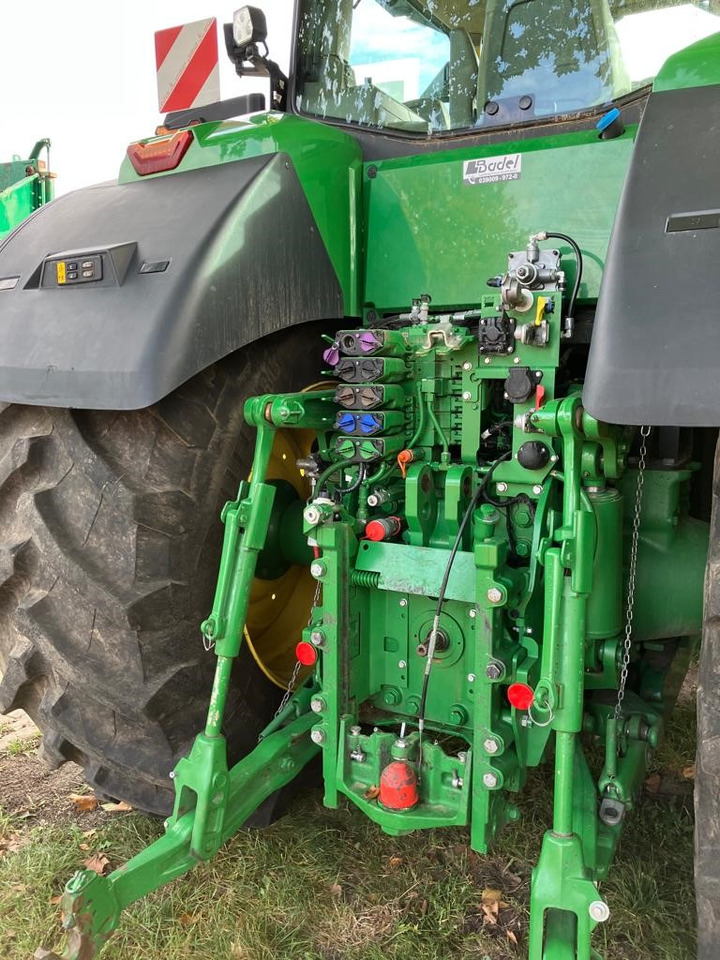 Трактор John Deere 7R 330: фото 9