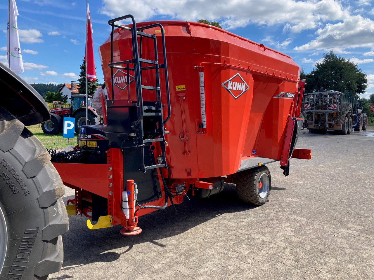 Kuhn Profile 70 18.2 DS - Кормораздатчик: фото 2 Kuhn Profile 70 18.2 DS - Кормораздатчик: фото 2