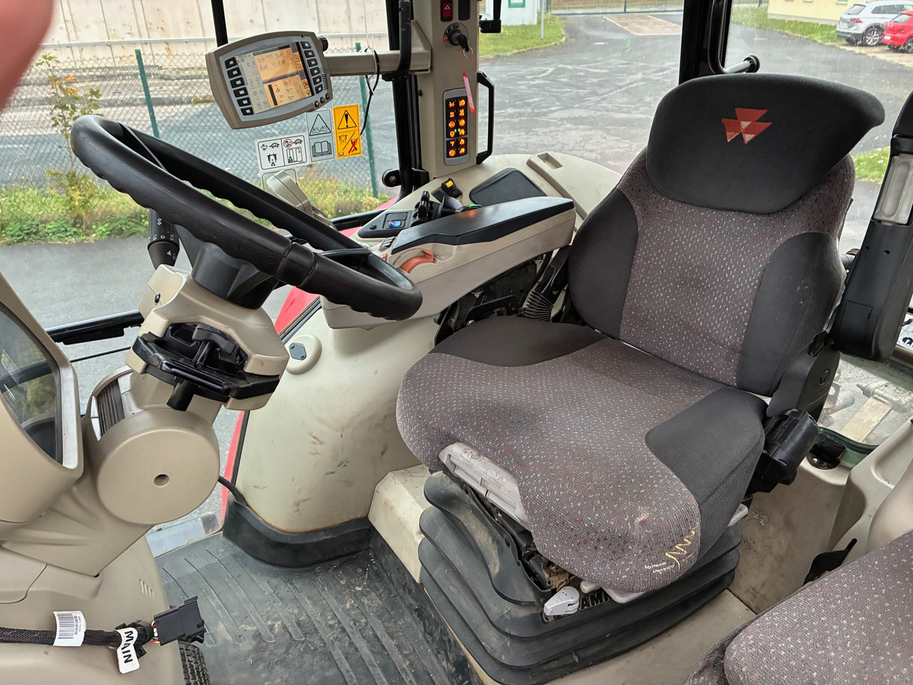 Massey Ferguson 7624 Dyna-VT - Трактор: фото 3 Massey Ferguson 7624 Dyna-VT - Трактор: фото 3
