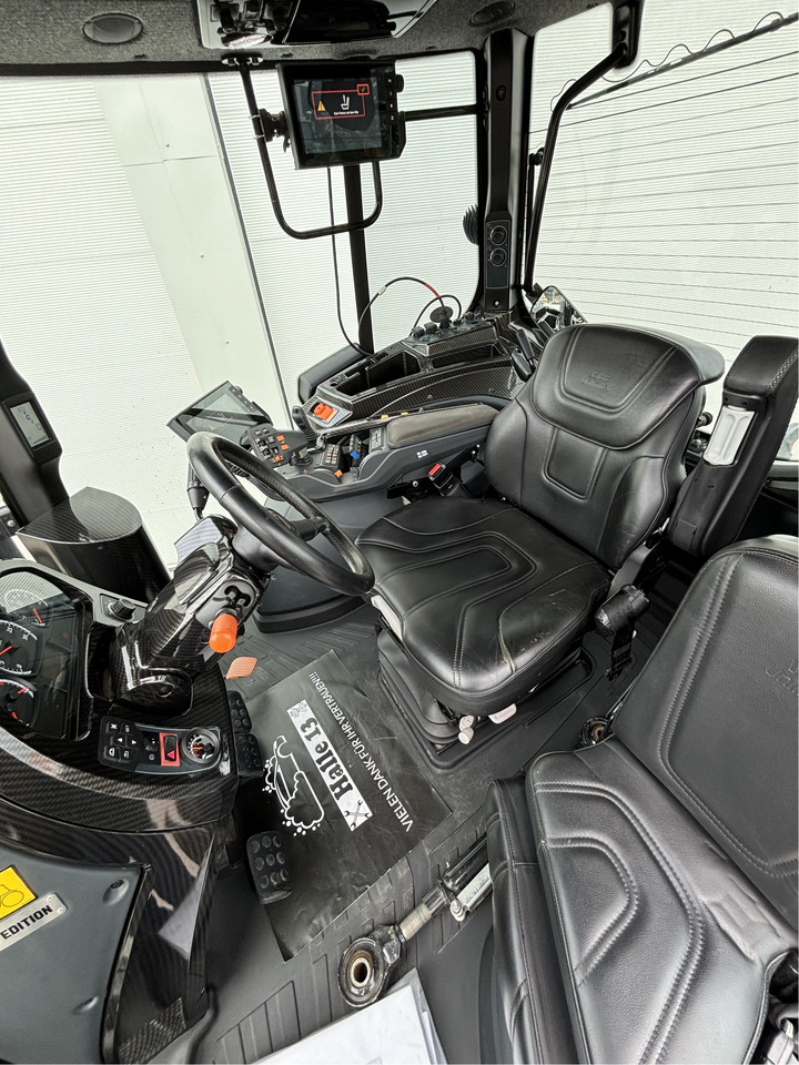 Valtra T 254 V Smart Touch MR19 - Трактор: фото 3 Valtra T 254 V Smart Touch MR19 - Трактор: фото 3