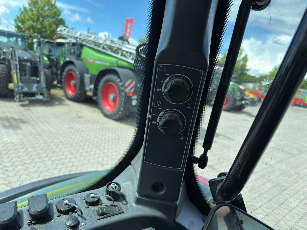Valtra T175e Active - Трактор: фото 5 Valtra T175e Active - Трактор: фото 5