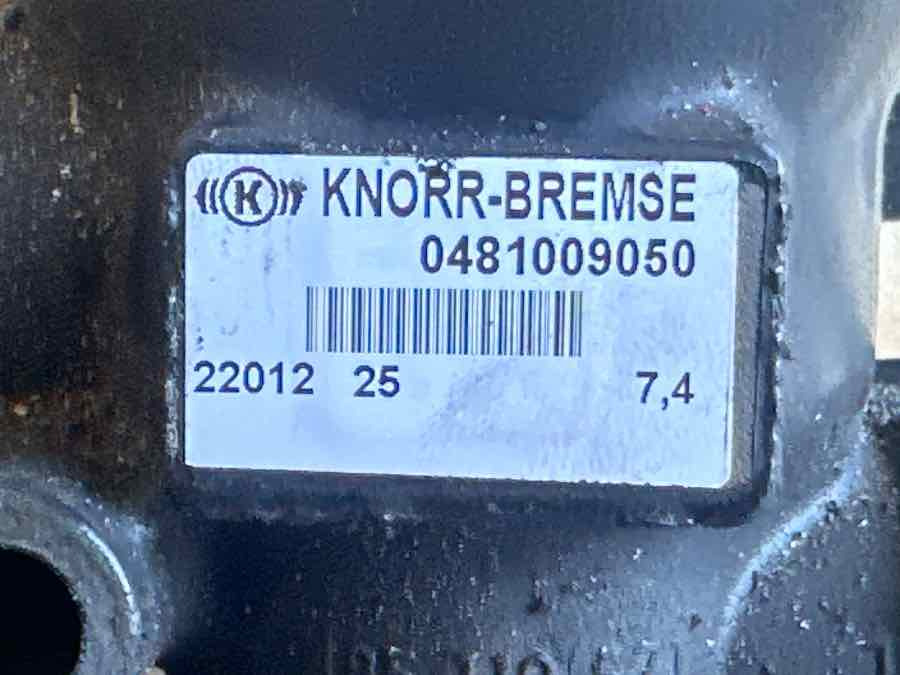 MAN VALVE 81.52161-6322 - Тормозной клапан для Грузовиков: фото 2 MAN VALVE 81.52161-6322 - Тормозной клапан для Грузовиков: фото 2