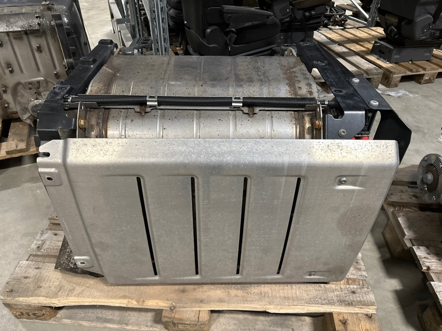 MERCEDES EXCHAUST A0124905712 - Глушитель/ Выхлопная система для Грузовиков: фото 1 MERCEDES EXCHAUST A0124905712 - Глушитель/ Выхлопная система для Грузовиков: фото 1