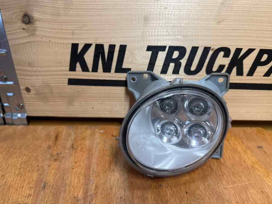 SCANIA FOG LAMP 2127432 - Свет/ Освещение для Грузовиков: фото 1 SCANIA FOG LAMP 2127432 - Свет/ Освещение для Грузовиков: фото 1