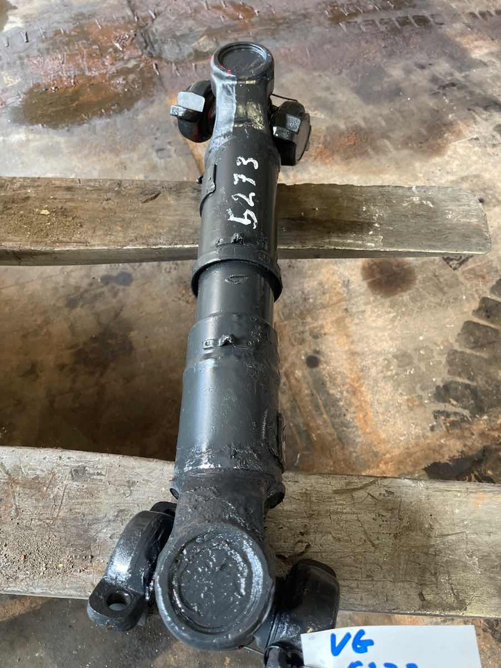 SCANIA PROPSHAFT P520 1796589 - Карданный вал для Грузовиков: фото 1 SCANIA PROPSHAFT P520 1796589 - Карданный вал для Грузовиков: фото 1
