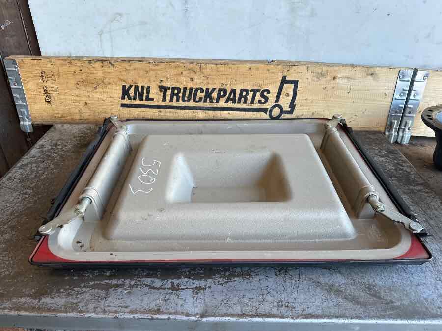 SCANIA ROOF HATCH 1721364 - Кабина и интерьер для Грузовиков: фото 2 SCANIA ROOF HATCH 1721364 - Кабина и интерьер для Грузовиков: фото 2