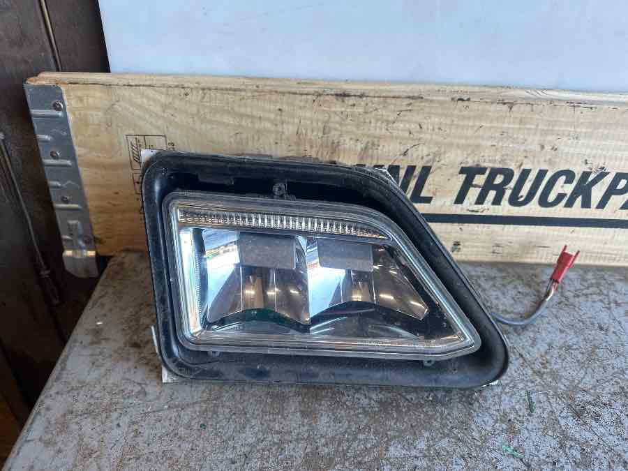 SCANIA SPOTLAMP 2535367 - Свет/ Освещение для Грузовиков: фото 1 SCANIA SPOTLAMP 2535367 - Свет/ Освещение для Грузовиков: фото 1