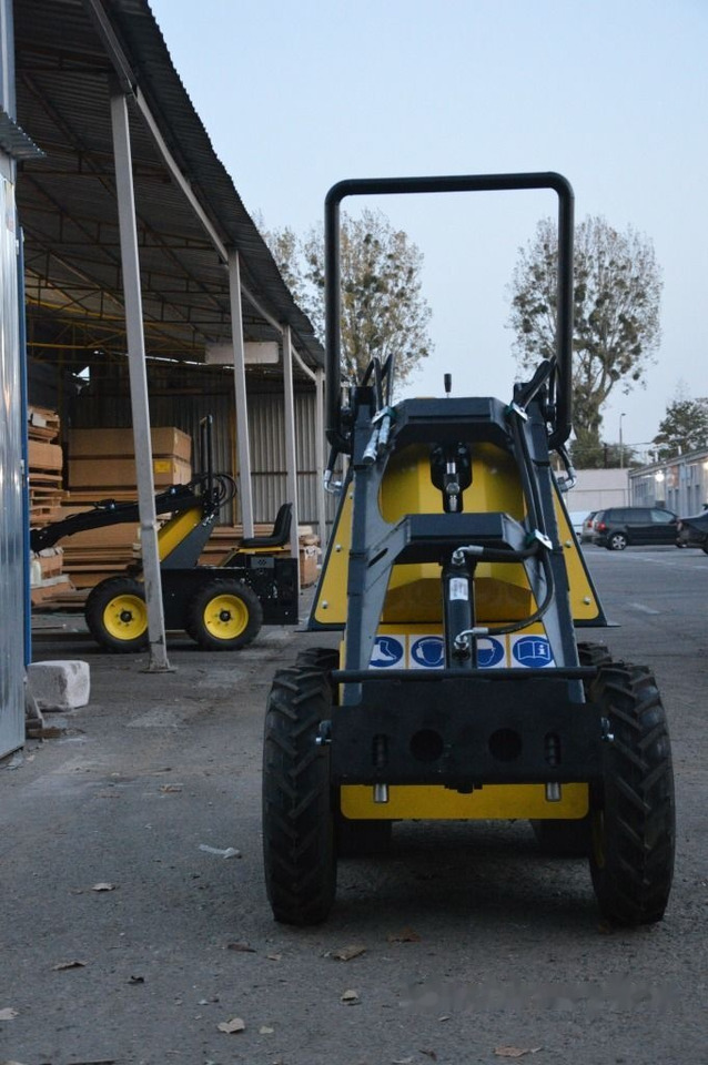 Новый Мини-погрузчик с бортовым поворотом Tur Poland Radlader Mini loader Mini Hoflader N 520: фото 7