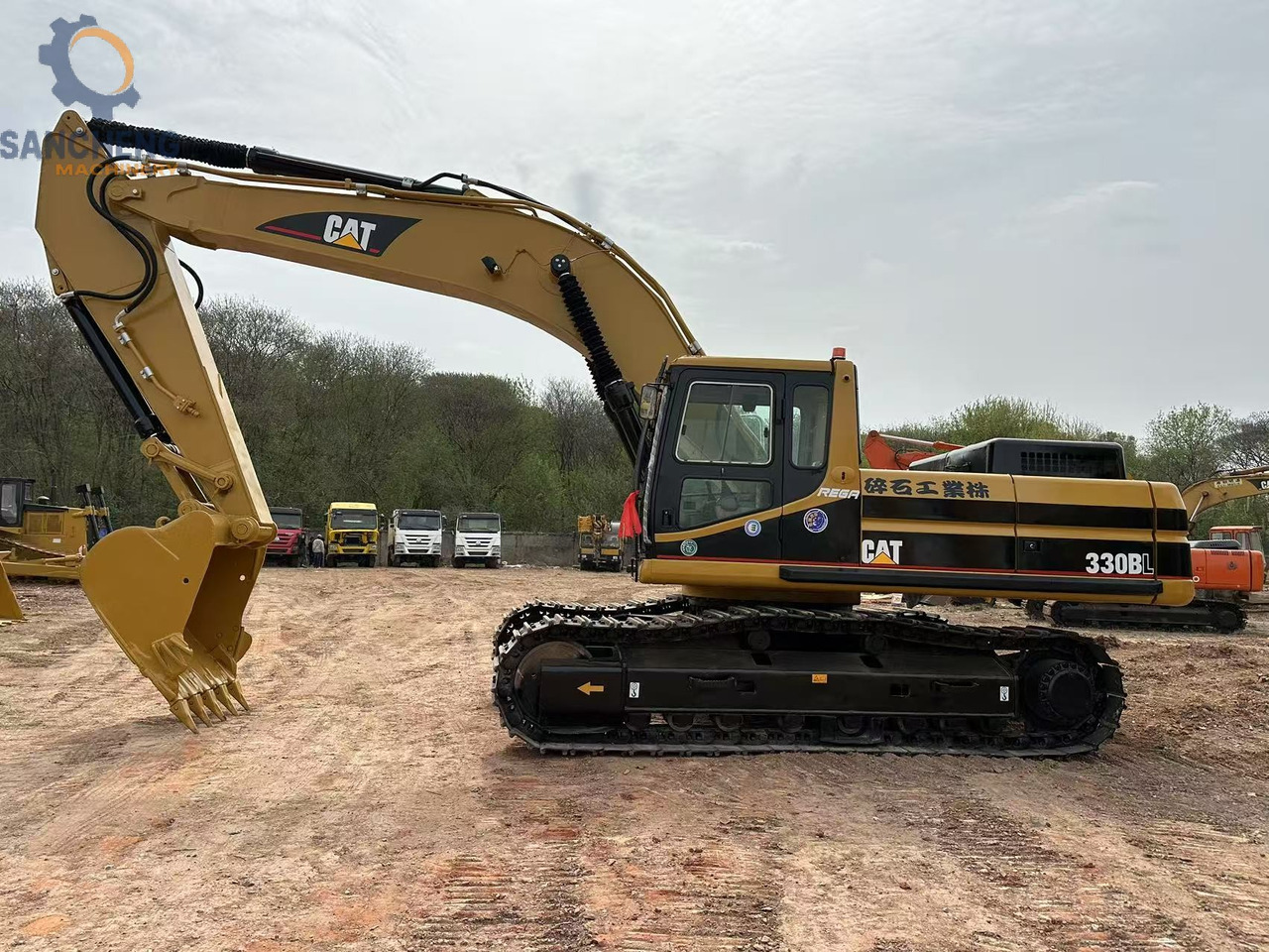 CATERPILLAR 330BL - Гусеничный экскаватор: фото 2 CATERPILLAR 330BL - Гусеничный экскаватор: фото 2