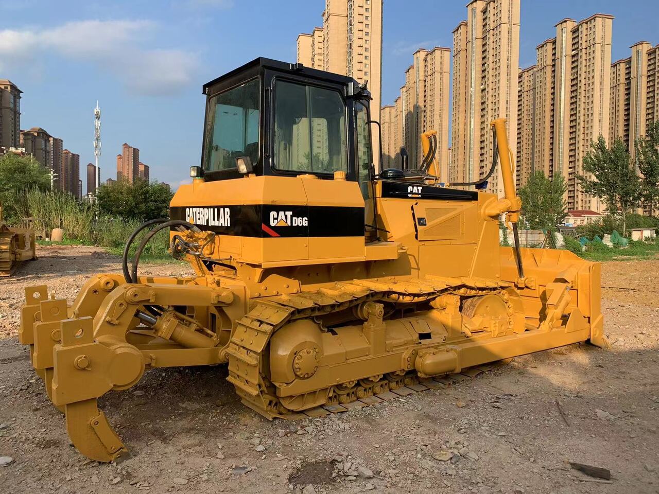 CATERPILLAR D6G - Бульдозер: фото 2 CATERPILLAR D6G - Бульдозер: фото 2