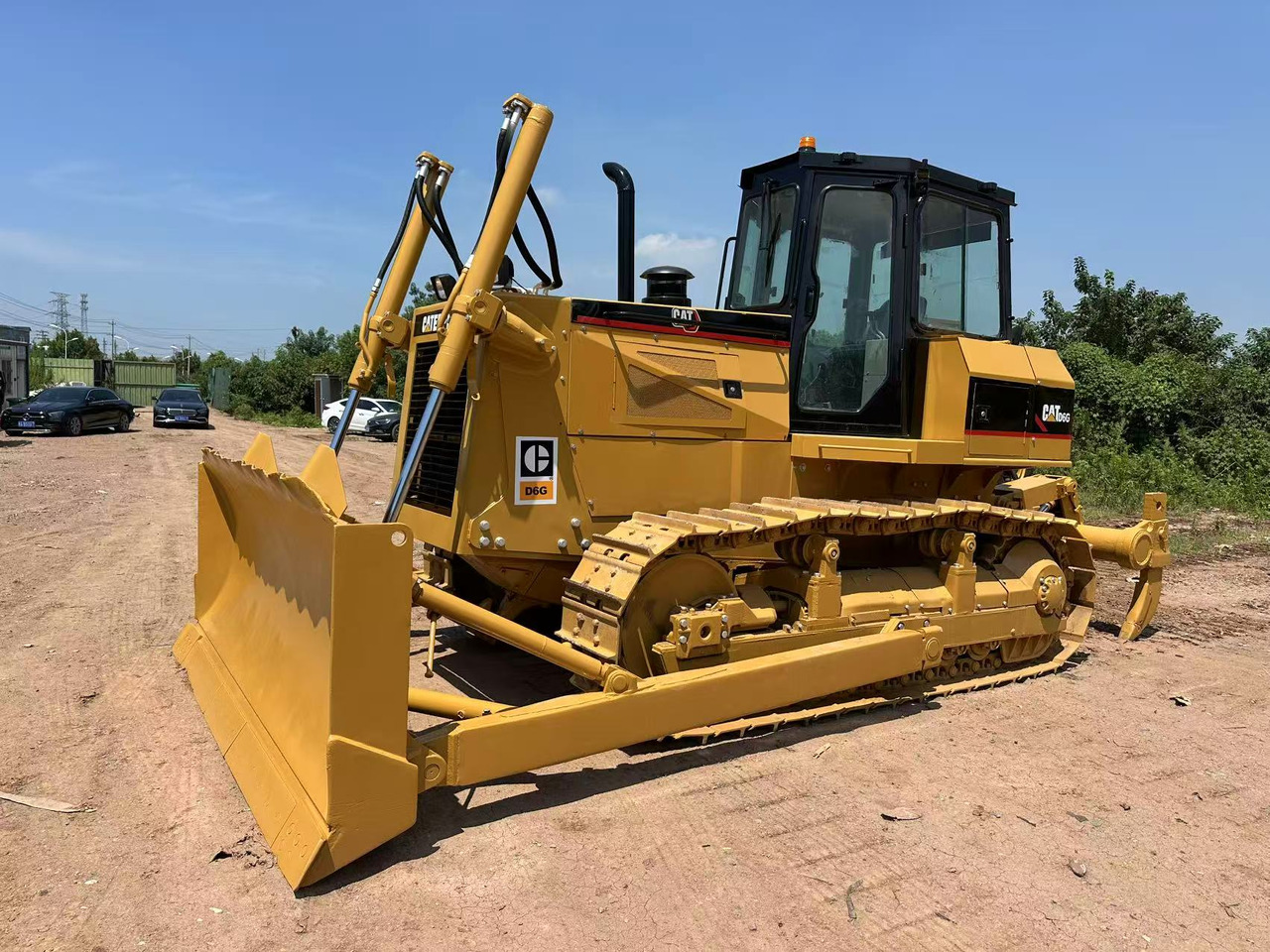 CATERPILLAR D6G - Бульдозер: фото 2 CATERPILLAR D6G - Бульдозер: фото 2