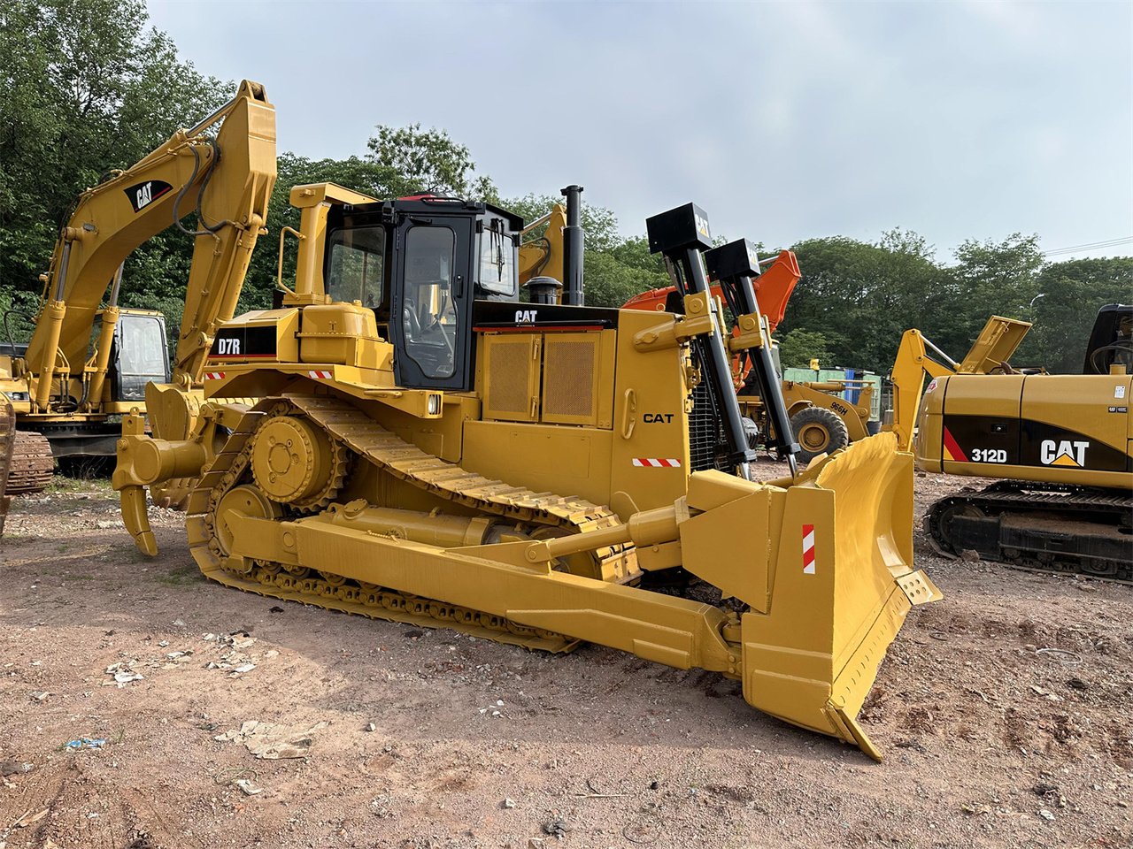 Бульдозер CATERPILLAR D7R: фото 1