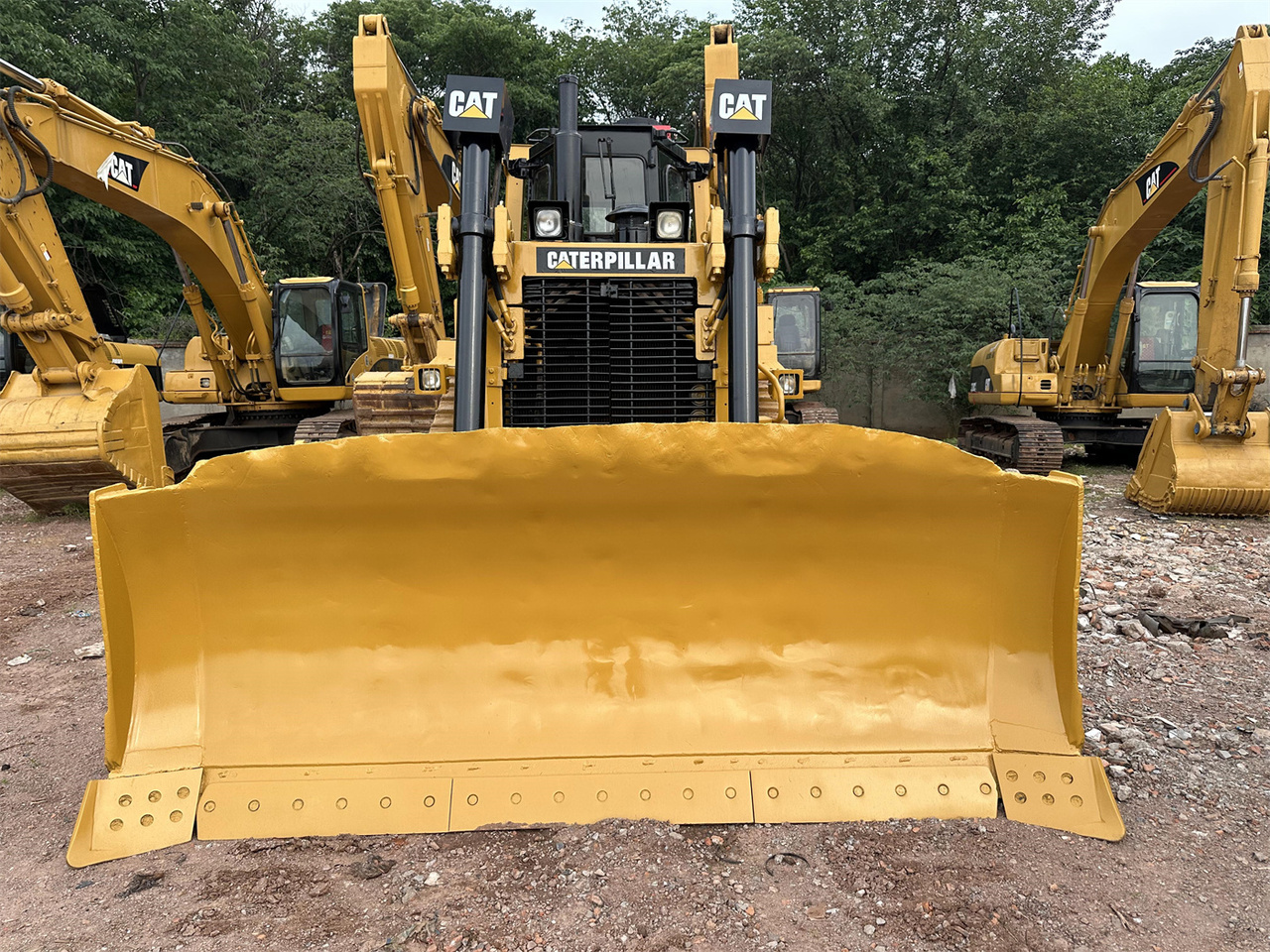 CATERPILLAR D7R - Бульдозер: фото 3 CATERPILLAR D7R - Бульдозер: фото 3