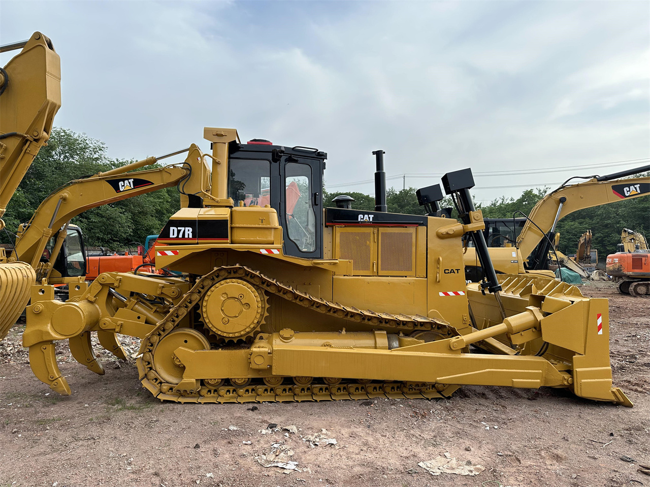 CATERPILLAR D7R - Бульдозер: фото 4 CATERPILLAR D7R - Бульдозер: фото 4