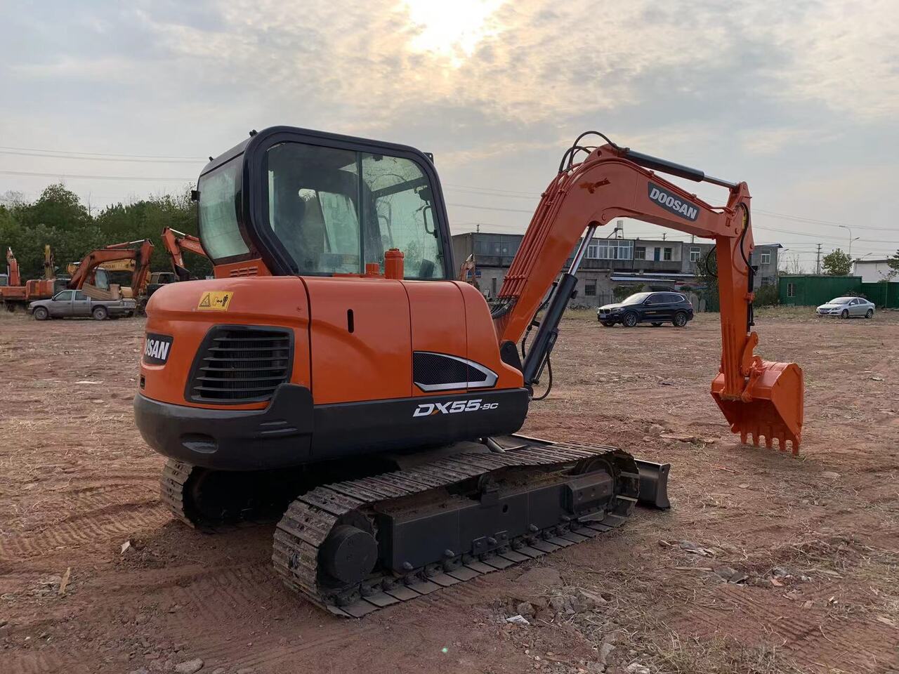 DOOSAN DX55 excavator - Экскаватор: фото 3 DOOSAN DX55 excavator - Экскаватор: фото 3