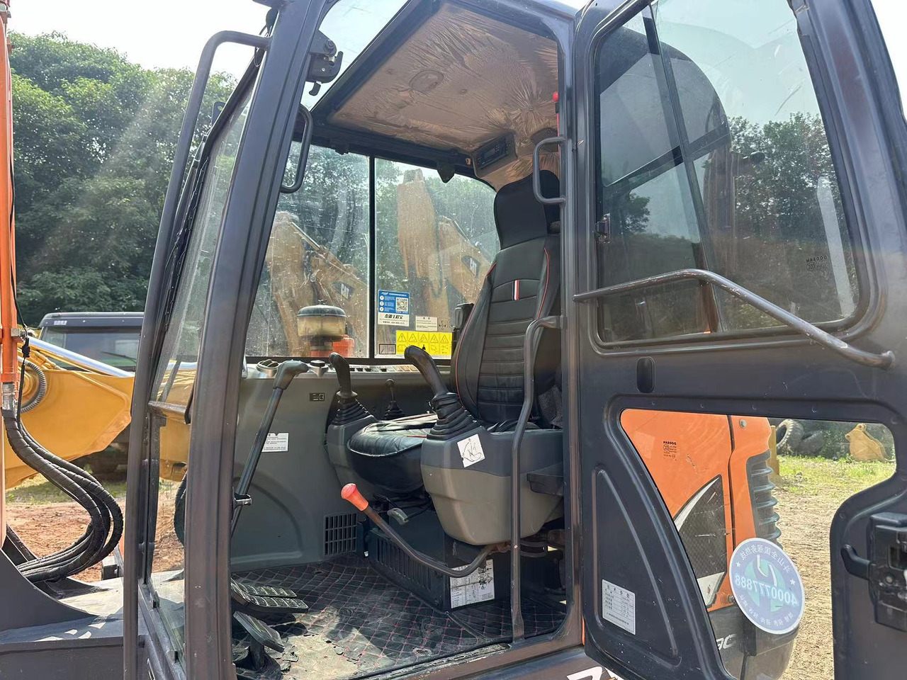 Гусеничный экскаватор DOOSAN DX60: фото 8