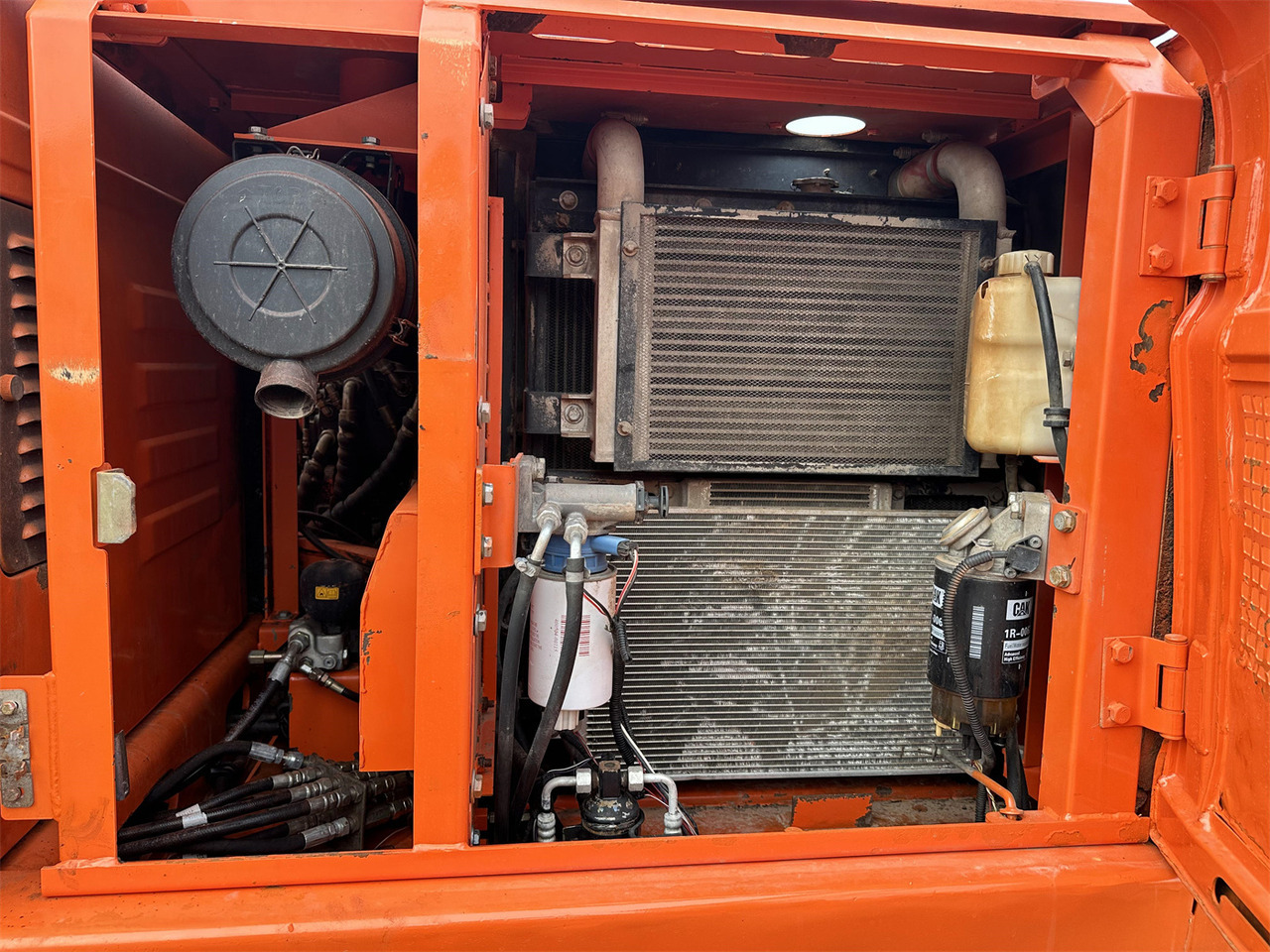 Гусеничный экскаватор Doosan DX120: фото 11