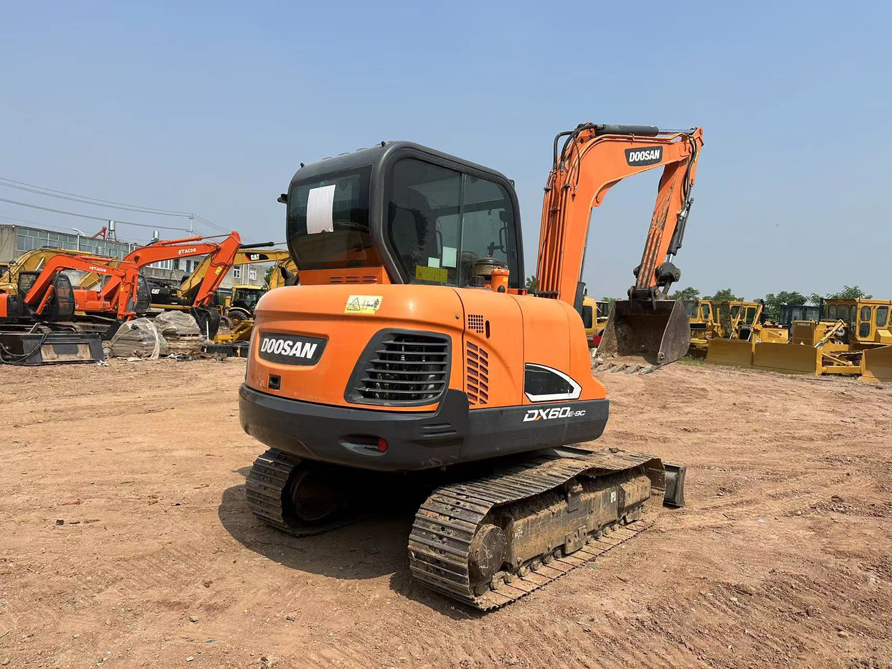 Doosan DX60 - Мини-экскаватор: фото 4 Doosan DX60 - Мини-экскаватор: фото 4