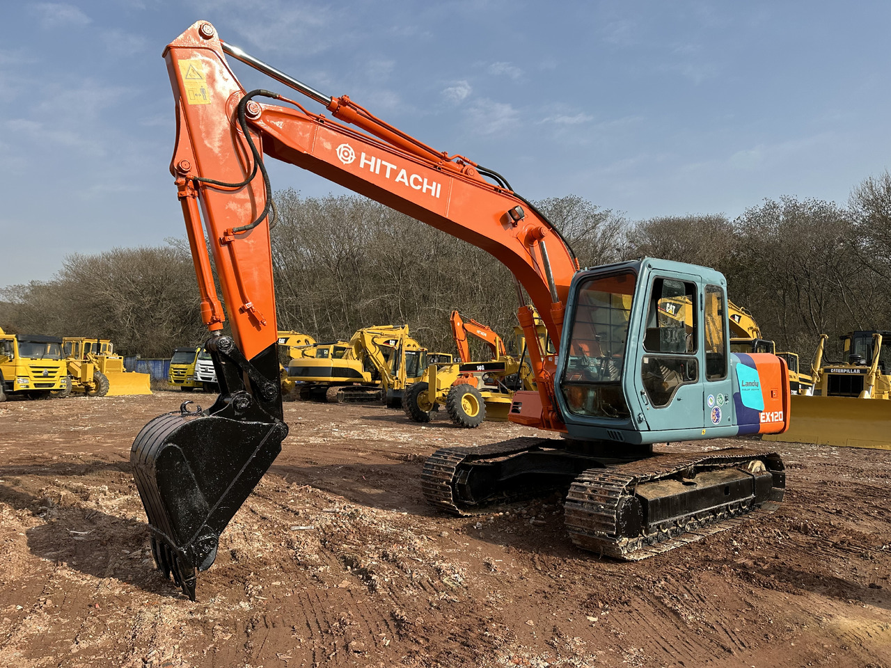 HITACHI EX120 - Гусеничный экскаватор: фото 3 HITACHI EX120 - Гусеничный экскаватор: фото 3