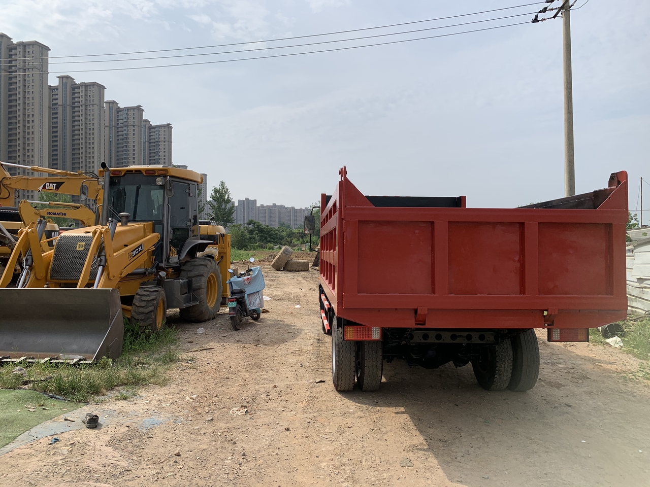 SINOTRUK Howo Dump truck 4x2 - Самосвал: фото 5 SINOTRUK Howo Dump truck 4x2 - Самосвал: фото 5