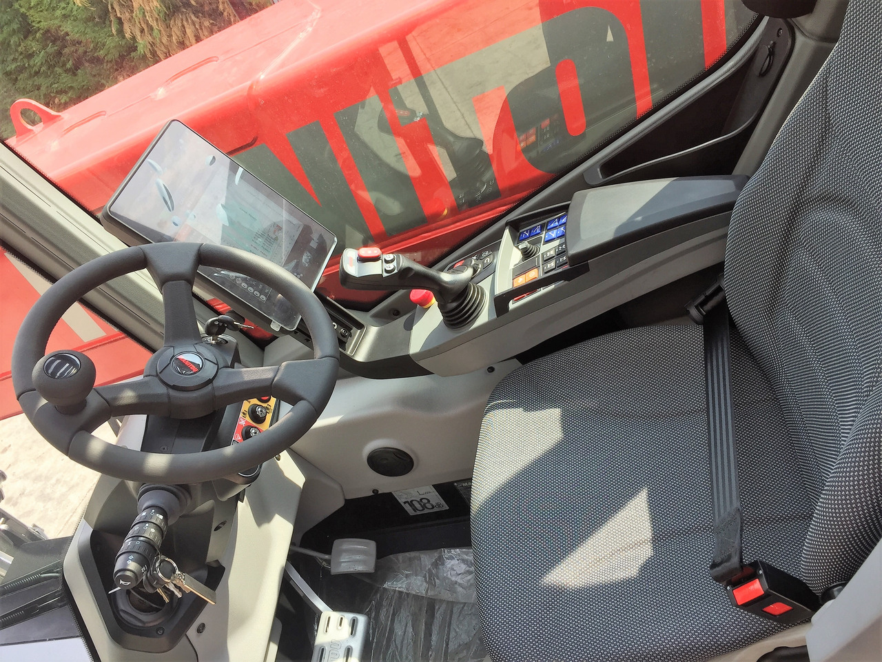 Manitou MRT 2260 VISION+ - Телескопический погрузчик: фото 5 Manitou MRT 2260 VISION+ - Телескопический погрузчик: фото 5