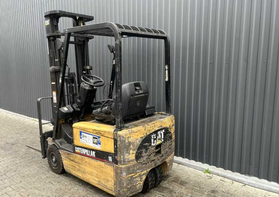 CAT Lift Trucks EP16KT - Электропогрузчик: фото 3 CAT Lift Trucks EP16KT - Электропогрузчик: фото 3