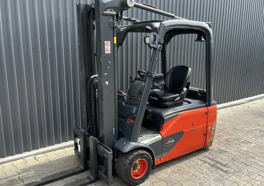 Linde E20L-02 - Электропогрузчик: фото 1 Linde E20L-02 - Электропогрузчик: фото 1