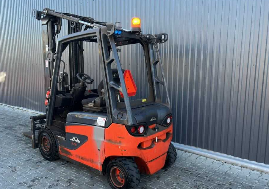 Linde E25-01 - Электропогрузчик: фото 3 Linde E25-01 - Электропогрузчик: фото 3